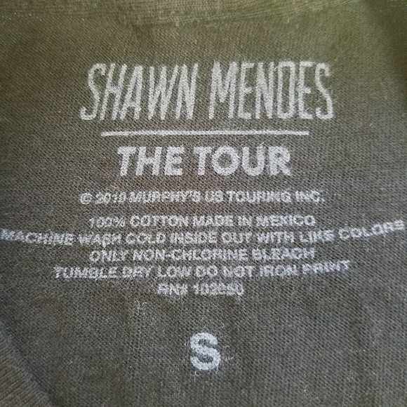 Shawn Mendes The Tour 2019 Rose Black Tee Shirt - Picture 5 of 5